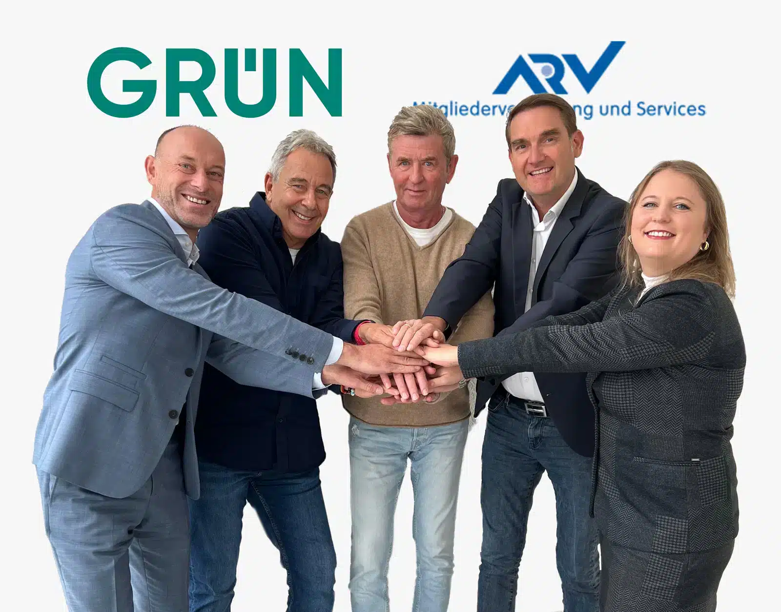 Vrnl: Ulrike Servas (Geschäftsführerin der GRÜN ARV) mit Dr. Oliver Grün (CEO GRÜN Software Group), den beiden bisherigen Gesellschaftern Hans-Dieter Schmidt und Dirk Merten sowie Prof. Dr. Rainer Lauterbach.
